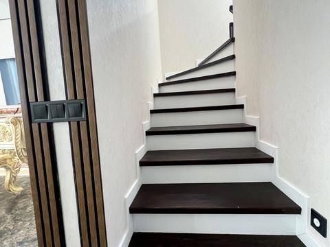 дом по адресу с. Петропавловская Борщаговка, Винницкая ул.