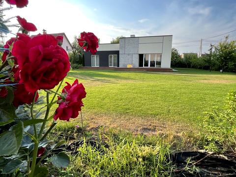 будинок за адресою Центральна вул.