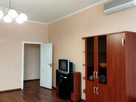 квартира за адресою Микільсько-Слобідська вул., 1-А