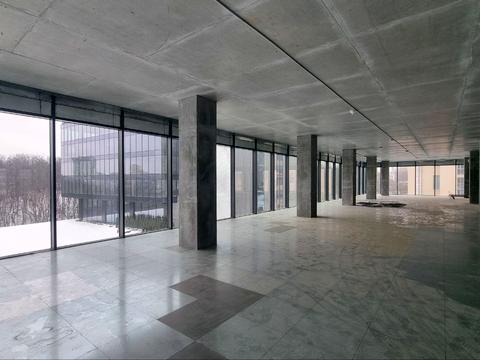 комерційна за адресою Солом'янська вул., 9