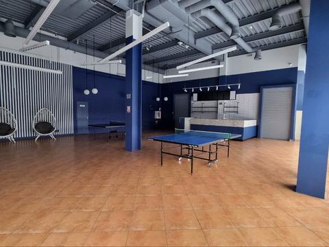 комерційна за адресою Солом'янська вул., 5