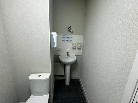 комерційна за адресою Київ, Драгоманова вул., 27