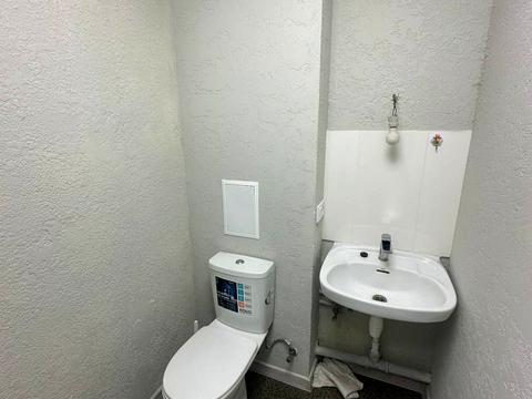 комерційна за адресою Київ, Драгоманова вул., 27