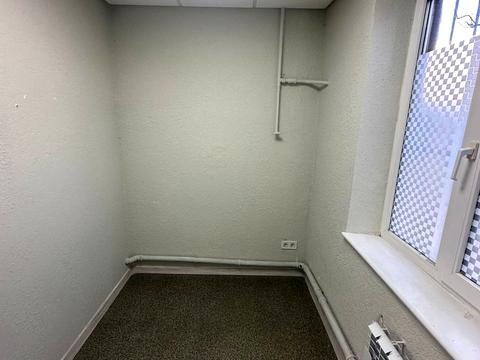 комерційна за адресою Київ, Драгоманова вул., 27