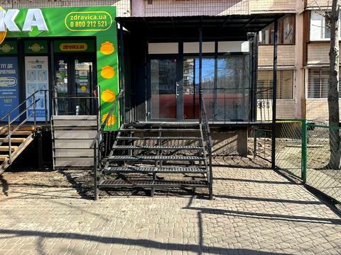 коммерческая по адресу Драгоманова ул., 27