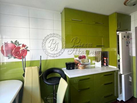 квартира за адресою Академіка Глушкова просп., 33