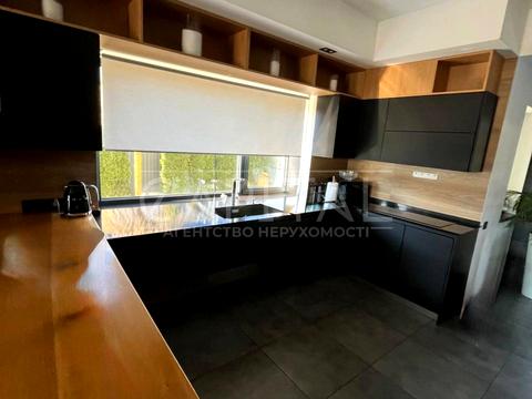 будинок за адресою с. Круглик, Садова