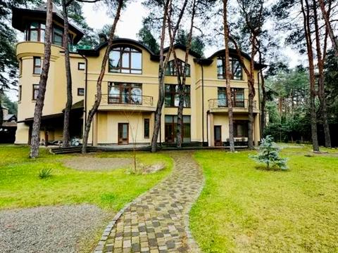 будинок за адресою Дачна, 102 Л