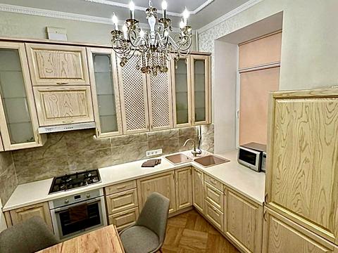 квартира за адресою Євгена Чикаленка вул. (Пушкінська), 39