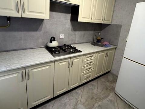 квартира за адресою Заболотного вул., 32