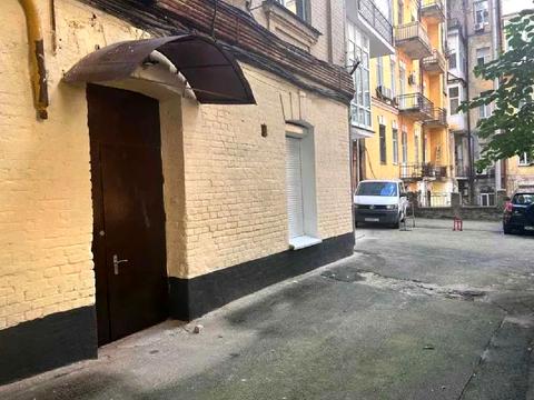 комерційна за адресою Київ, Богдана Ступки вул. (Станіславського), 3