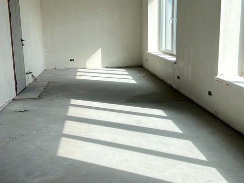 комерційна за адресою с. Сокільники, Наварійська, 2