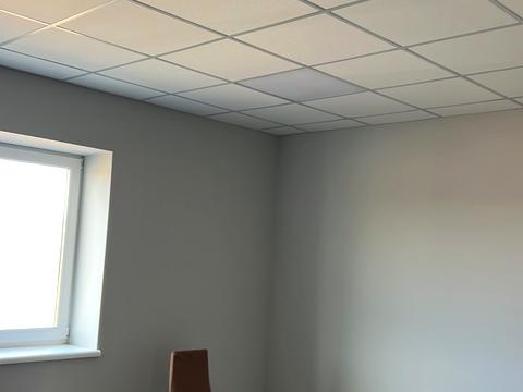 комерційна за адресою с. Сокільники, Наварійська, 2