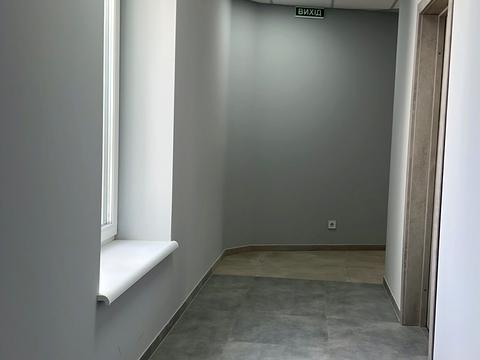 комерційна за адресою с. Сокільники, Наварійська, 2