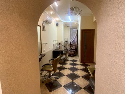 комерційна за адресою Маєра Балабана вул., 24