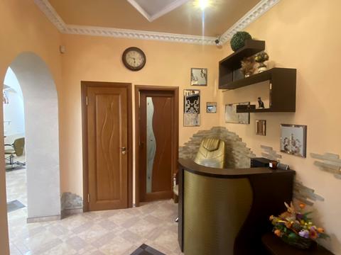 комерційна за адресою Маєра Балабана вул., 24