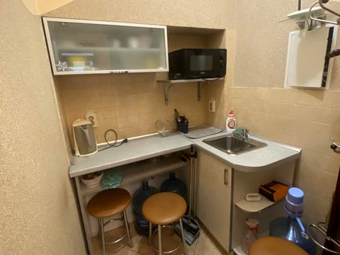 комерційна за адресою Маєра Балабана вул., 24