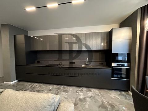 квартира за адресою Андрія Верхогляда вул. (Михайла Драгомирова), 14-А