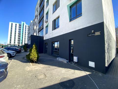 комерційна за адресою Європейська вул. (Червоноармійська), 10