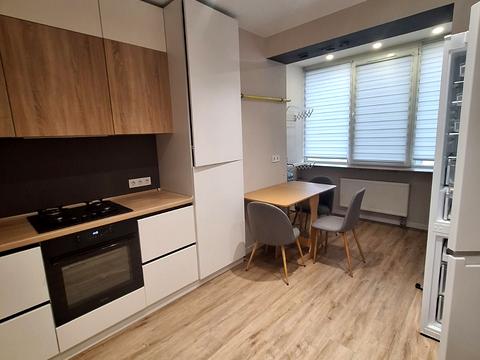 квартира за адресою Академіка Шалімова вул., 70/2