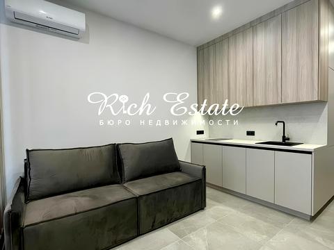 квартира за адресою Андрія Верхогляда вул. (Михайла Драгомирова), 14-А