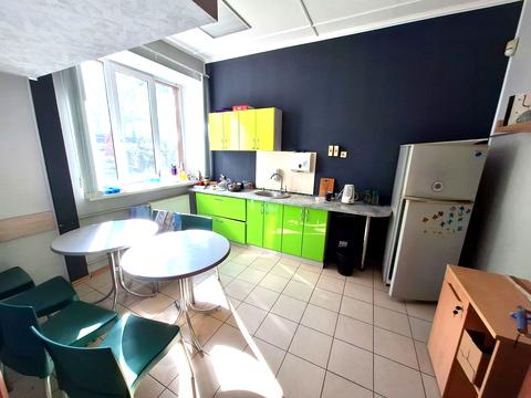 комерційна за адресою 23 Серпня вул., 20а