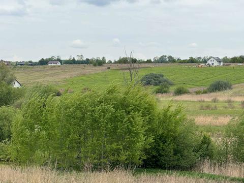 участок по адресу с. Ременов, Садовая ул.