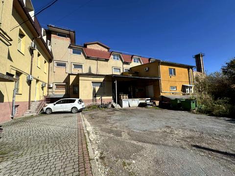 коммерческая по адресу Петрушевича, 3б