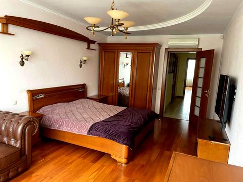 квартира по адресу Вячеслава Черновола ул., 20