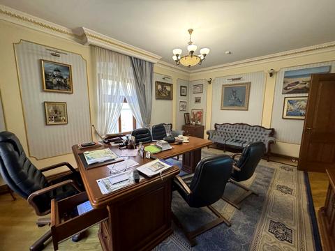 комерційна за адресою Братів Рогатинців вул., 18