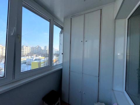 квартира по адресу Ревуцкого ул., 11-В