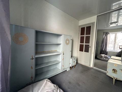 квартира по адресу Полтавская ул., 12