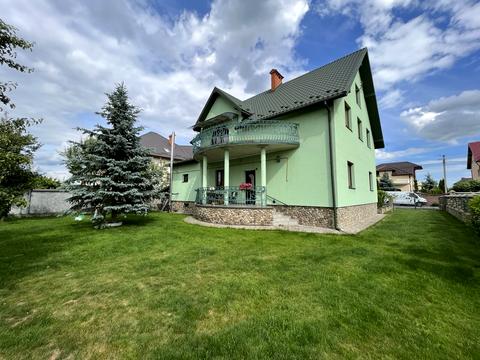 будинок за адресою с. Драгомирчани, Сніжна