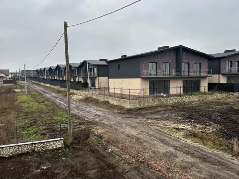 будинок за адресою Лотовича