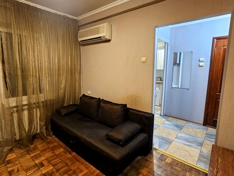 квартира за адресою Богатирська вул., 8