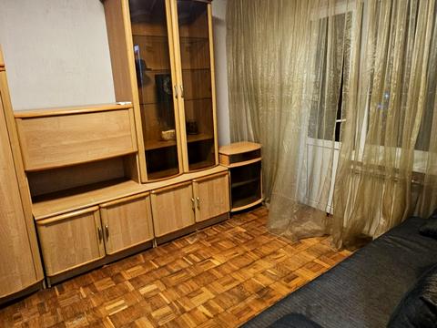 квартира за адресою Богатирська вул., 8