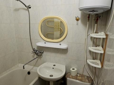 квартира за адресою Богатирська вул., 8