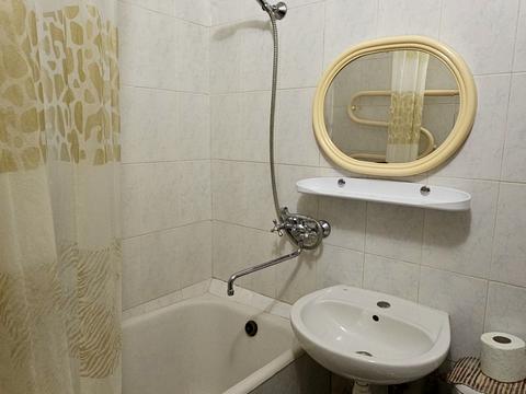 квартира за адресою Богатирська вул., 8