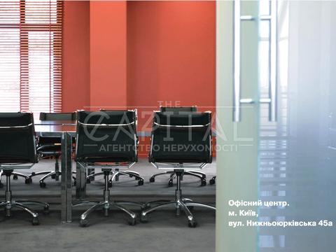 комерційна за адресою Нижньоюрківська вул., 45-А