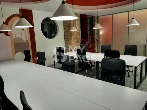 комерційна за адресою Воздвиженська вул., 58