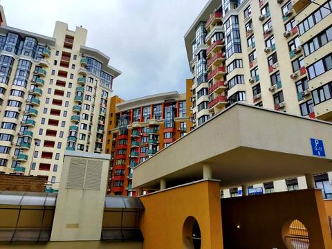 комерційна за адресою Юлії Здановської вул. (Ломоносова), 75-А