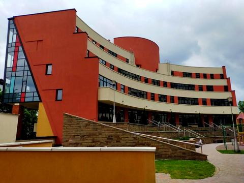 комерційна за адресою Юлії Здановської вул. (Ломоносова), 75-А