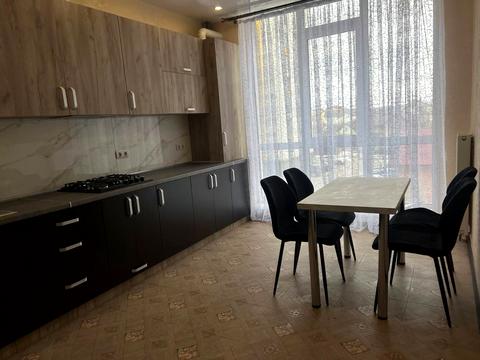 квартира по адресу Химиков ул., 4