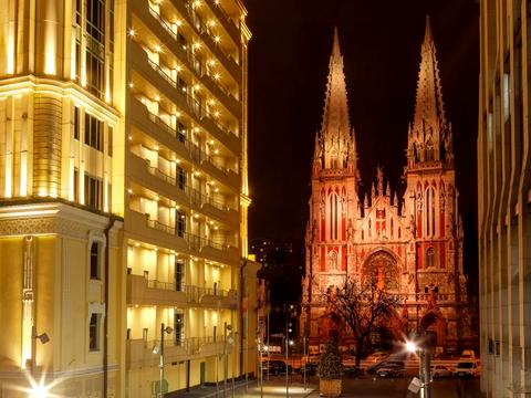 комерційна за адресою Велика Васильківська вул. (Червоноармійська), 2
