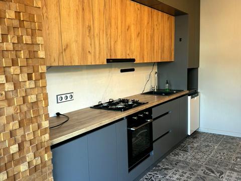 квартира по адресу Львовская ул., 27