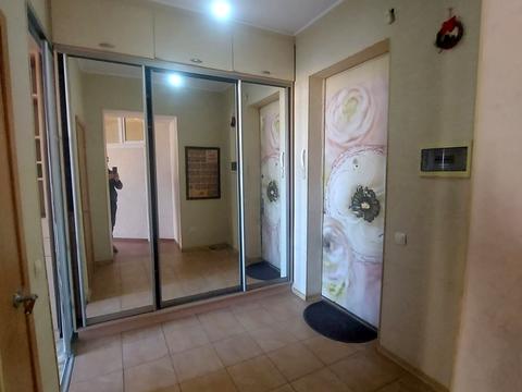 квартира за адресою Тополина вул., 18