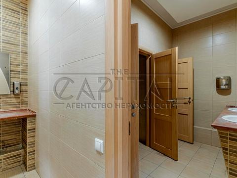 комерційна за адресою Саксаганського вул., 67