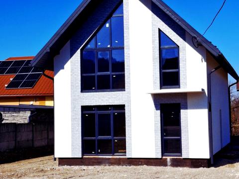 будинок за адресою Лесі Українки вул., 1