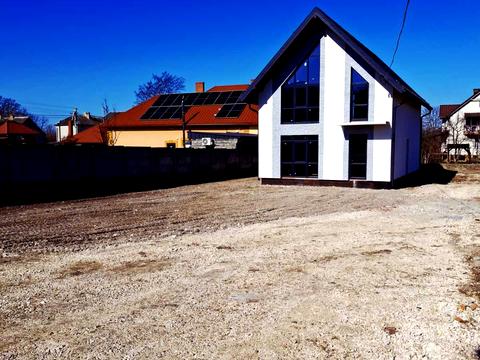 будинок за адресою Лесі Українки вул., 1