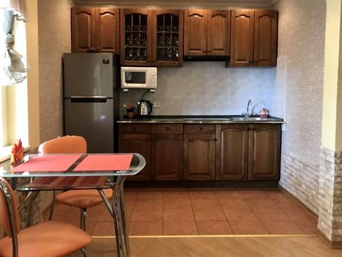 квартира за адресою Любарського пров. (Білостоцького), 16